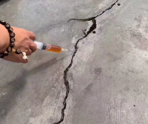 衡阳混凝土裂缝修补技术详解​