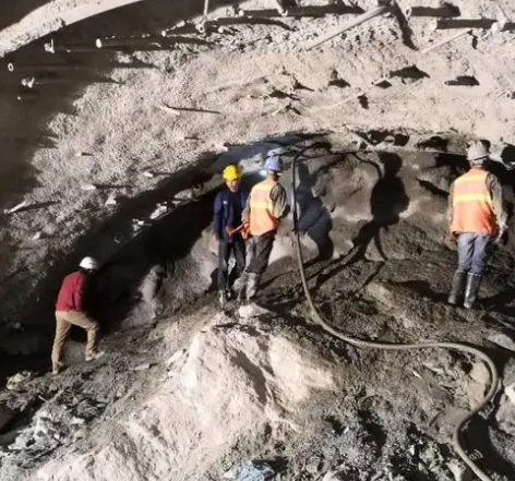 衡阳拱顶带模注浆料的施工流程及注意事项